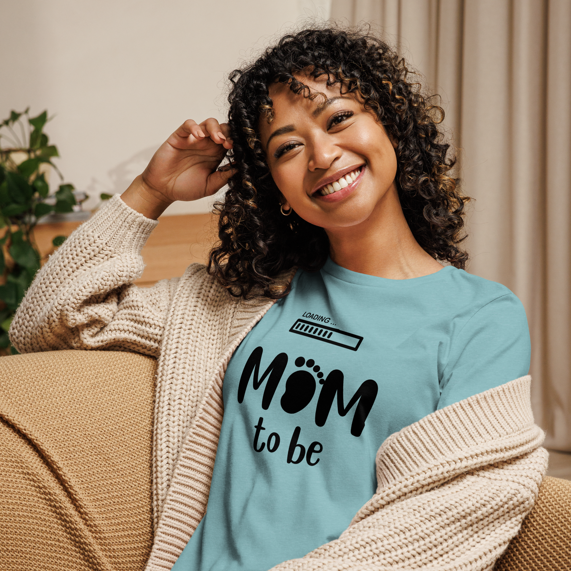 Mom to be Women's Relaxed T-Shirt